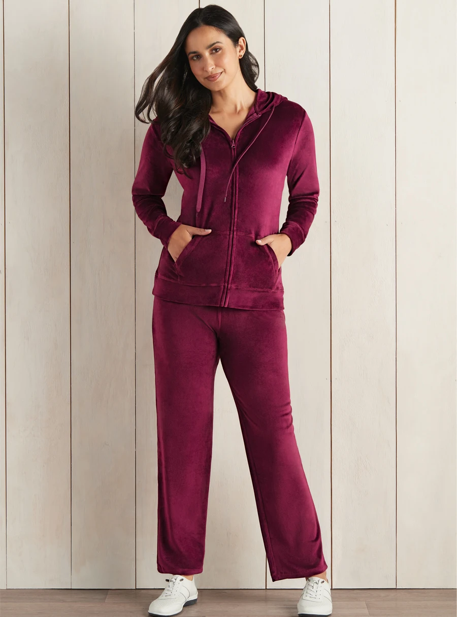 Women tracksuit sets custom velvet/velour embroidery logo full sleeves wholesale tracksuit sets for ladies rhinestone
