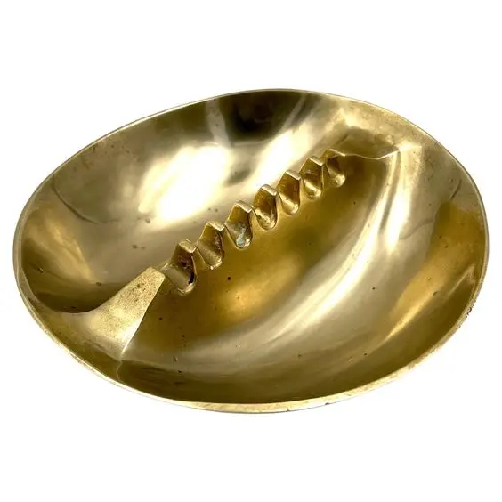 Exclusive Quality Ashtray Lightweight Brass Adults Smoking Dust Collectable Tray Metal Ashtrays For Table decoration