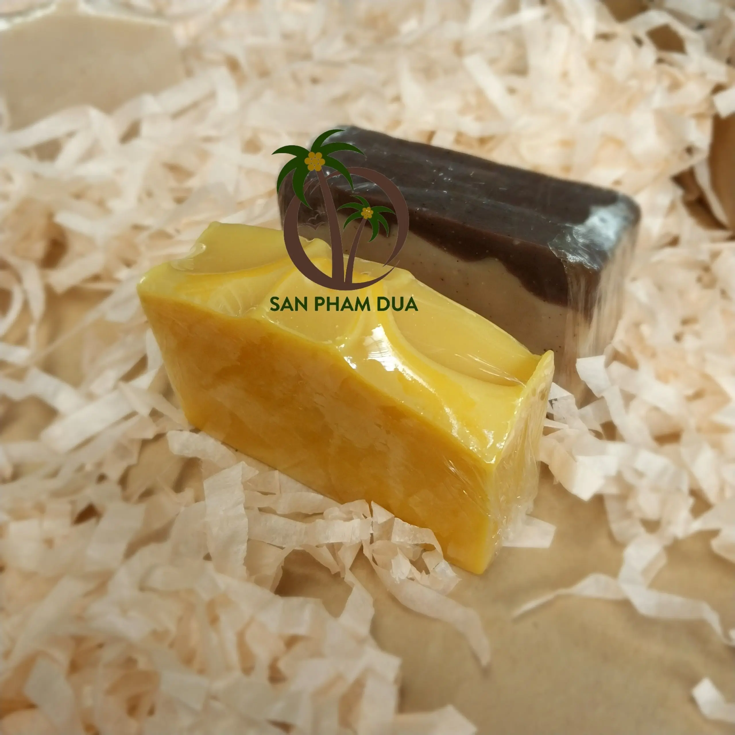 NATURAL COCONUT SOAP ECO FRIENDLY COCONUT SOAP WHOLESALE VIRGIN COCONUT SOAP FOR  BATHROOM HIGH QUALITY