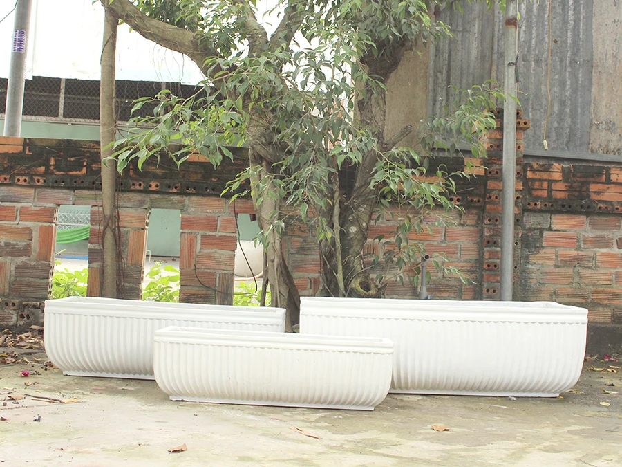 Wholesale Customized White Concrete Rectangular Planter Garden Decorations for Outdoor Balcony Nursery for Flower Pot Displays