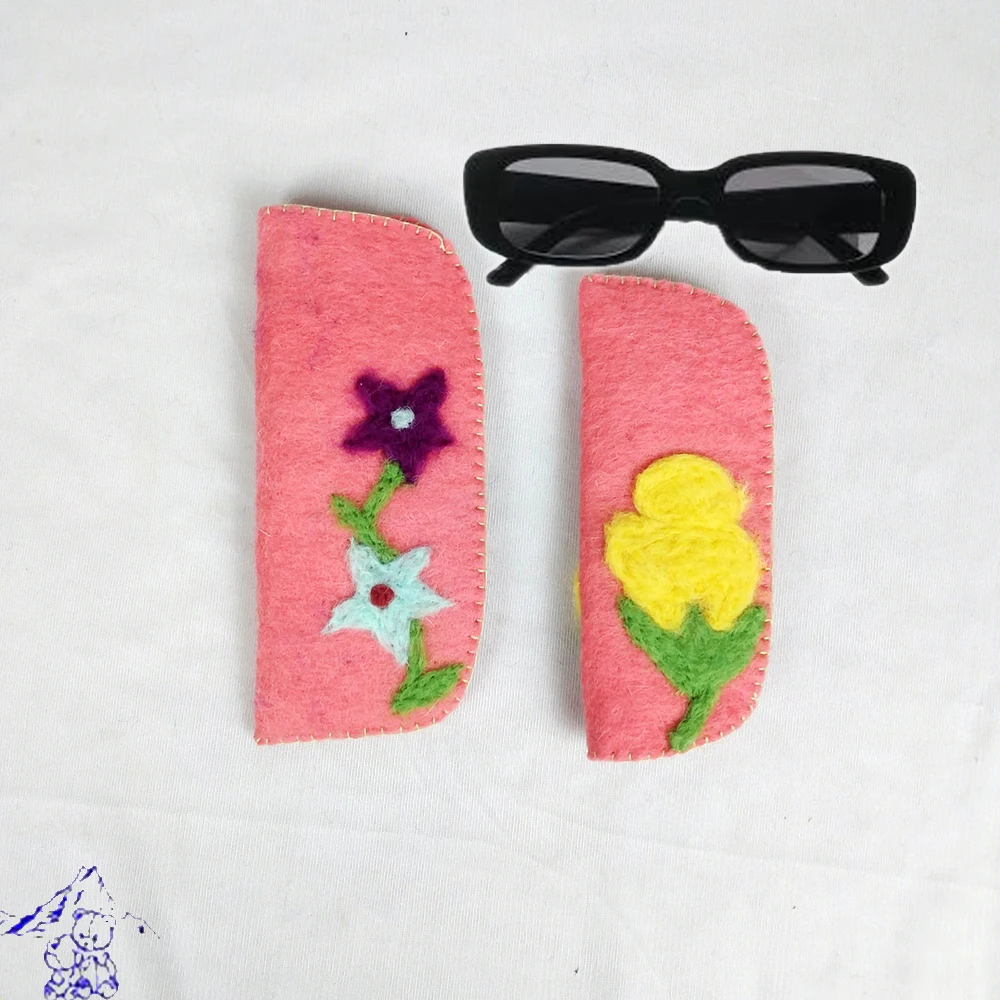 Hot Selling Soft and Protective Woolen Felt Eye Glasses Case, Eco Friendly and Stylish Case From Nepal