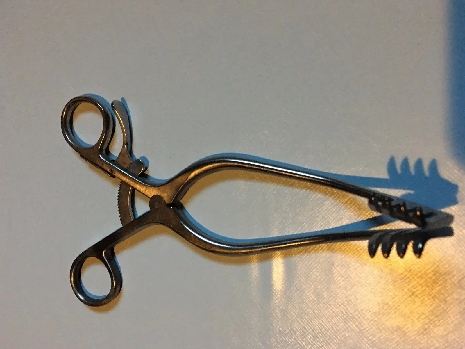 Medical Surgical Stainless Steel Anderson-Adson Self-Retaining Cerebellar Scalp Retractor with Angular Arms 4x4 Sharp Prong ISO