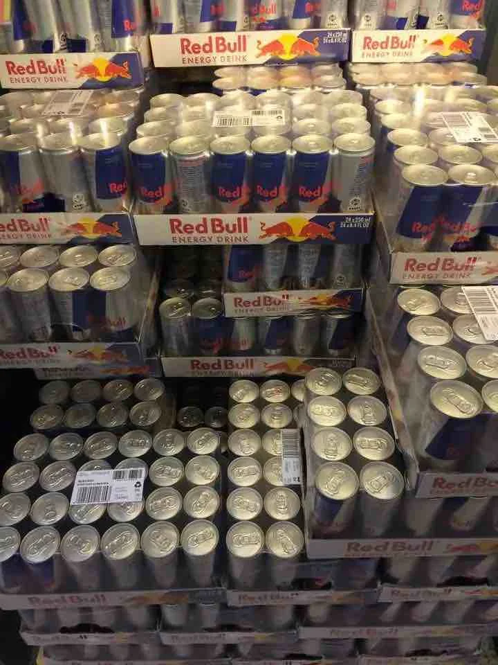 Red Bull 250 ml Energy Drink from Canada Red Bull 250 ml Energy Drink Wholesale Redbull / soft drinks