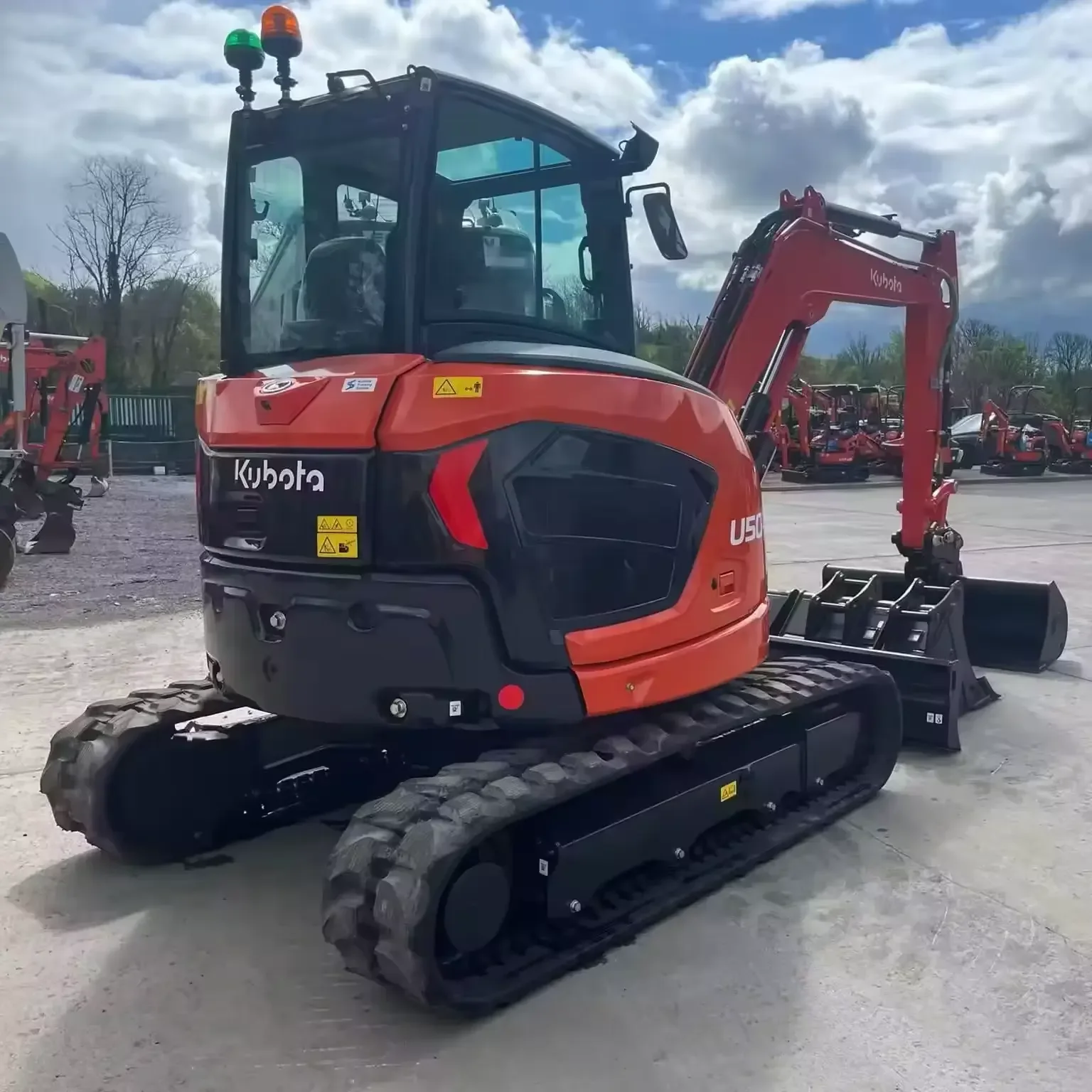 Authentic Kubota U50-5 Mini Excavator Factory Supply Used 3 Ton Operating Weight Mitsubishi Gearbox Pump Motor-Core Included