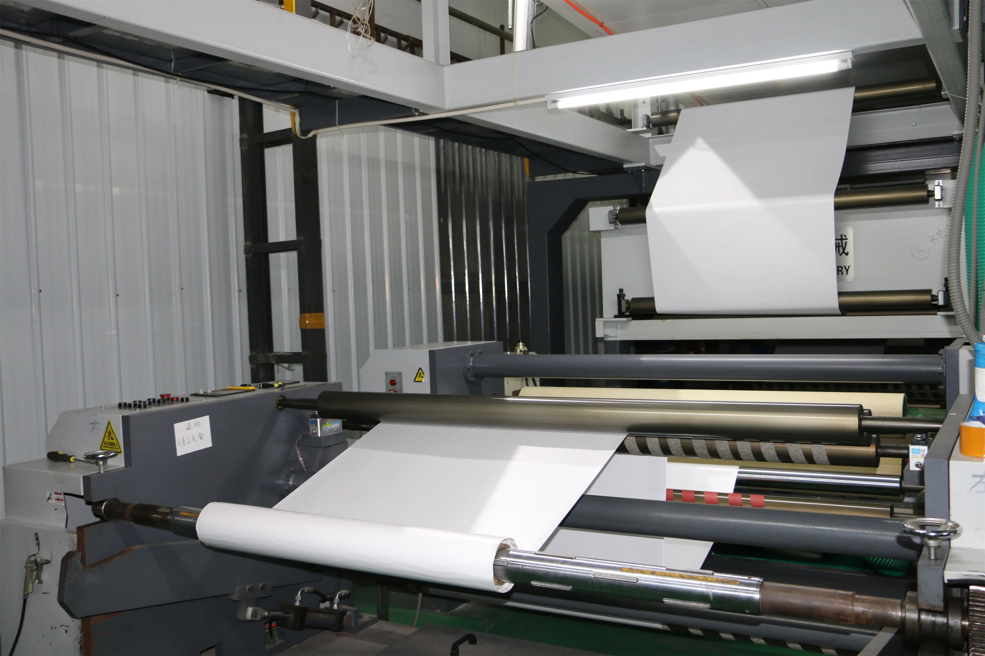 Lizheng thermal jumbo paper rolls Inkjet 170gsm 225gsm Pp Synthetic Paper Inkjet Printing Waterproof pp synthetic paper roll