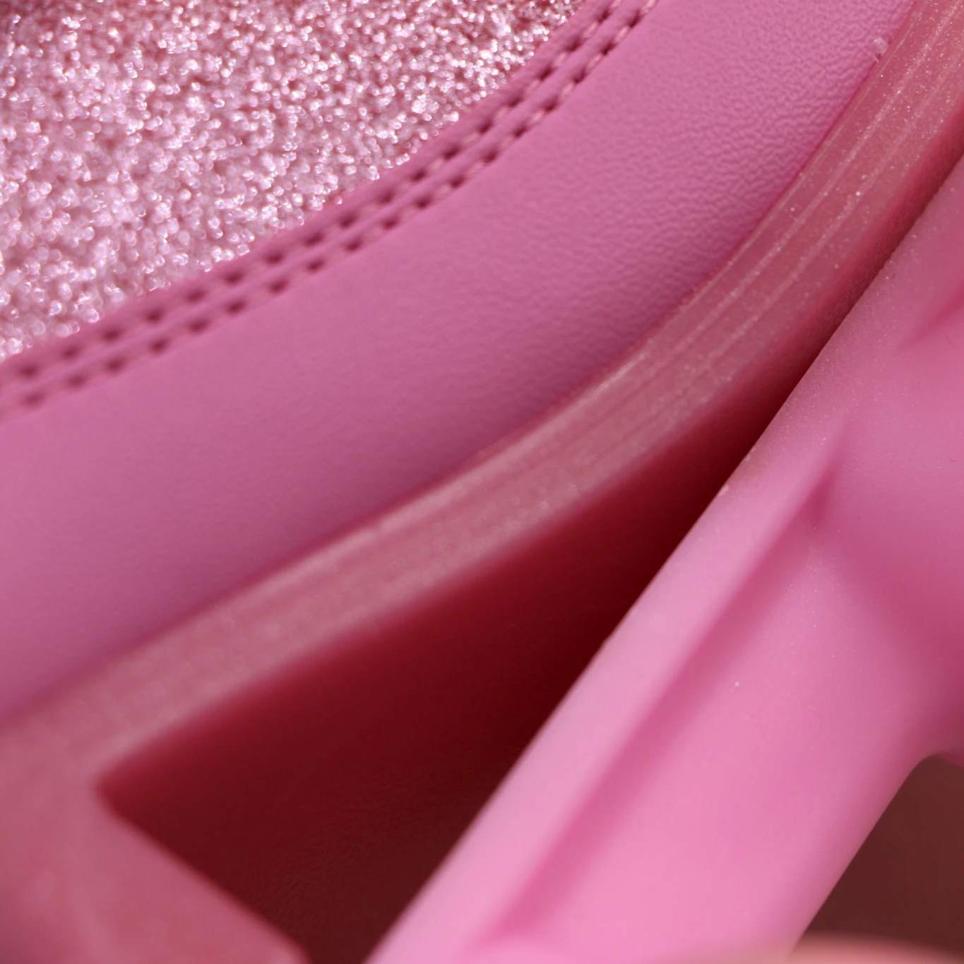 Yijiu  Quad Roller Skates Cheapest Sell ABEC-9  OEM Free Sample  Strong Wear Resistance  Roller Skates For Outdoor