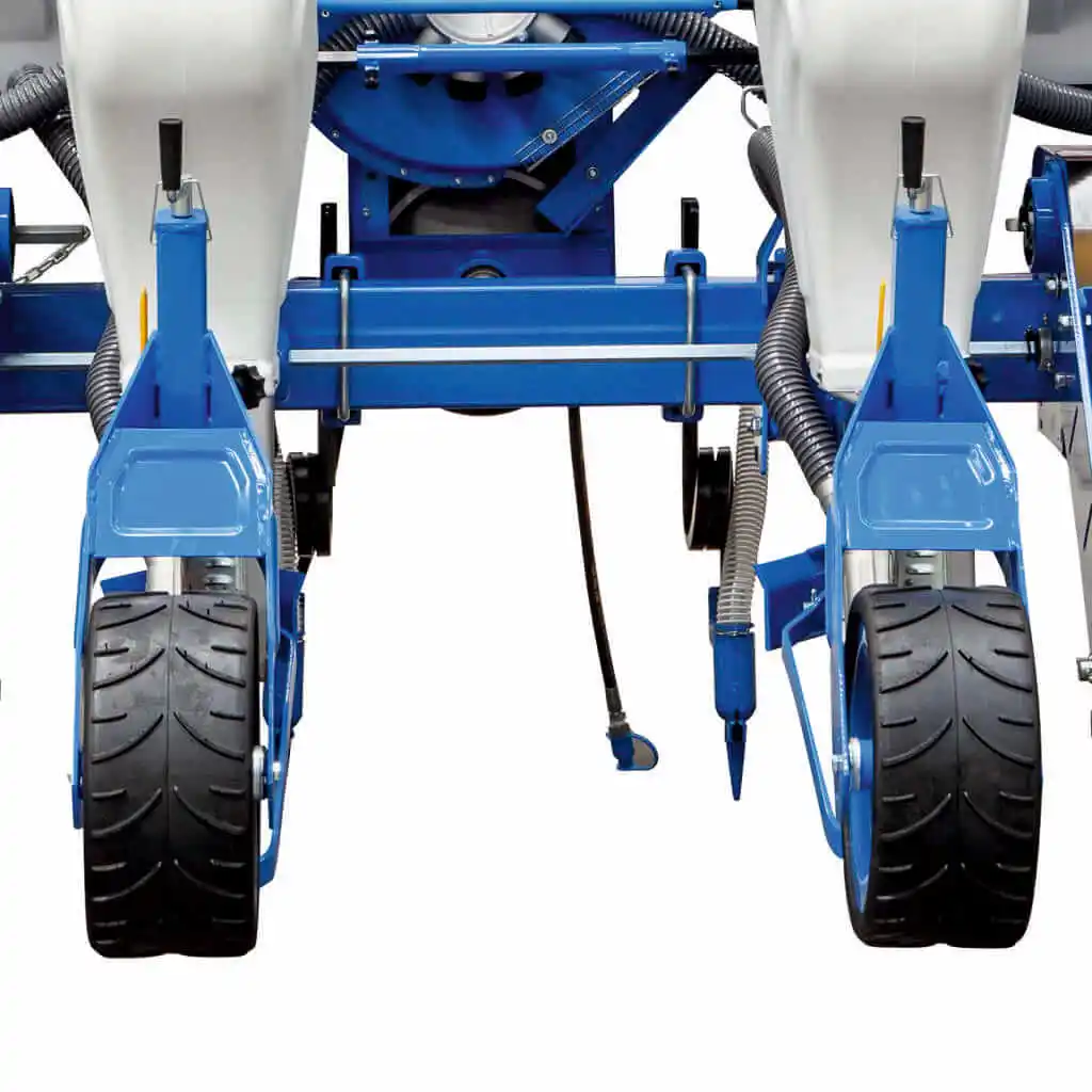 Agricultural Maize Seeder Drill/ 4 Row Corn Planter/ Corn Planter Seeder For Sell At Low Price