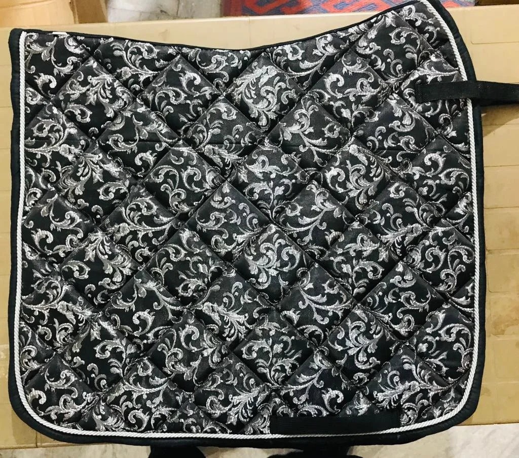 Low  PRICE HORSE SADDLE PAD