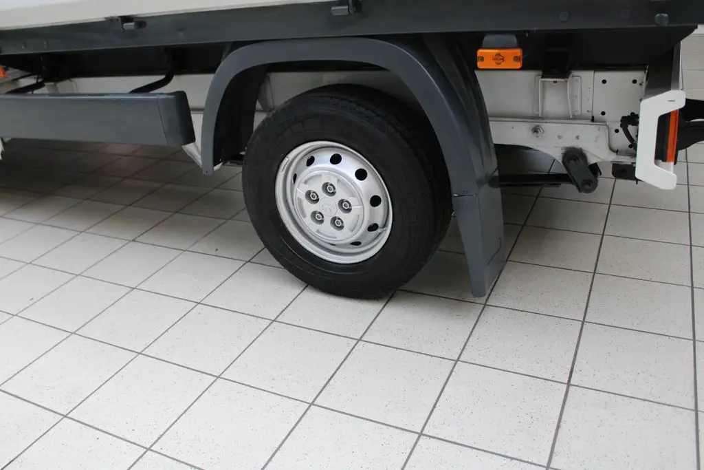 2011 P e ugeot BOXER Bus