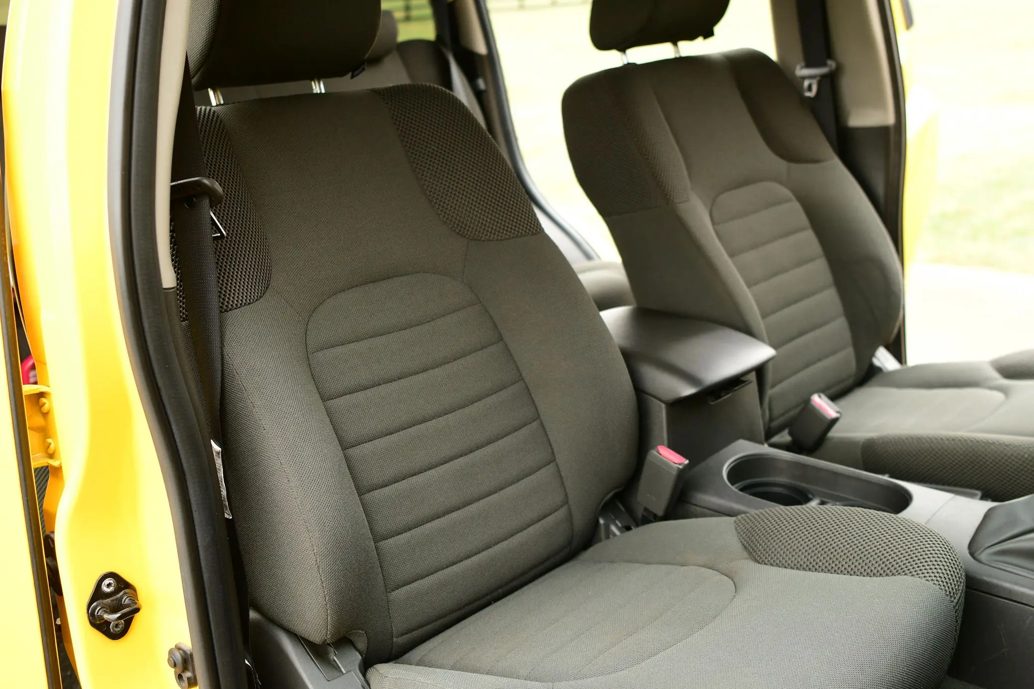 2006 Nissan Xterra X 4x4 правосторонний внедорожник ручная коробка передач темная кожа интерьер панорамный люк R17 шины круиз контроль