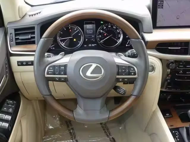 Fairly Used 2020 Lexuss LX 57O AWD Two-Row 4dr SUV