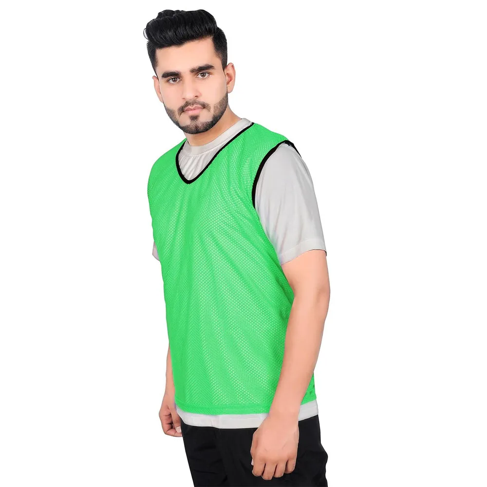Custom Cricket Training Bibs For Sale Men Green Mesh Soccer Training Vests For Sale Double Side Training Vests