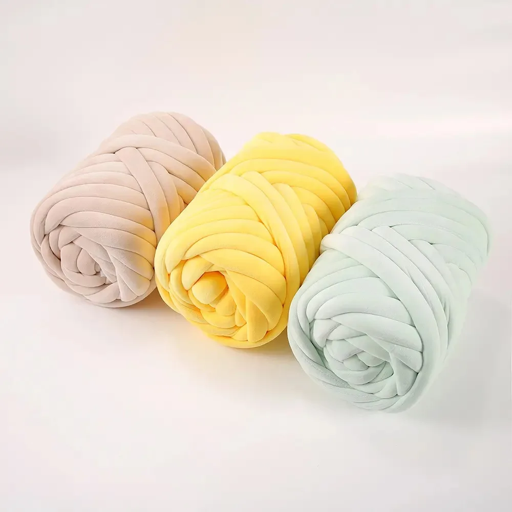 Handmade woven Big Acrylic Bulky 2cm Thick Roving Softy Tubular Super Vegan Velvet Chunky Tube Yarn