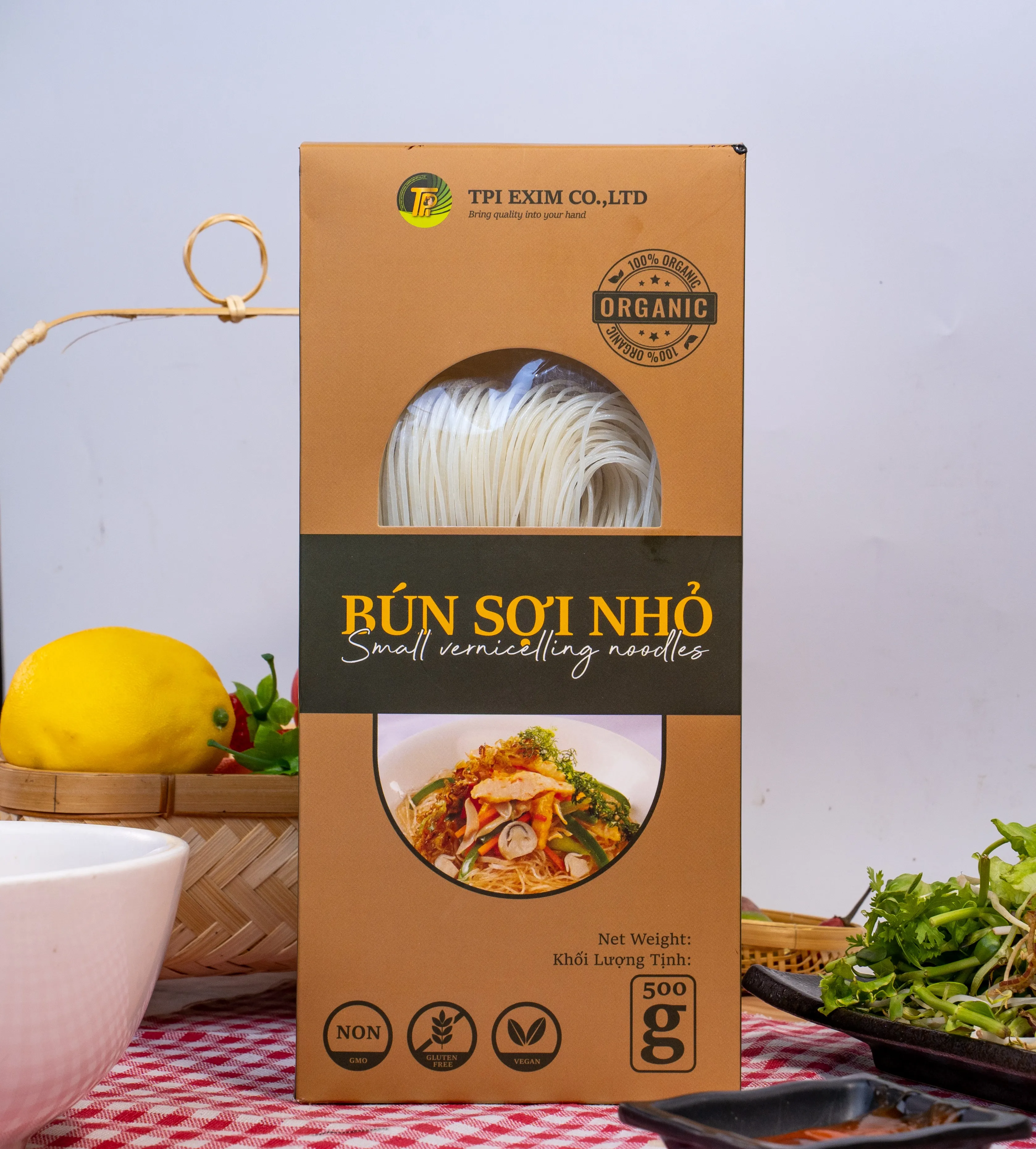 Premium Vietnamese Rice Noodles for Export: Handcrafted Authenticity, Superior Quality, Pristine White Color, 1/1.8mm Thickness