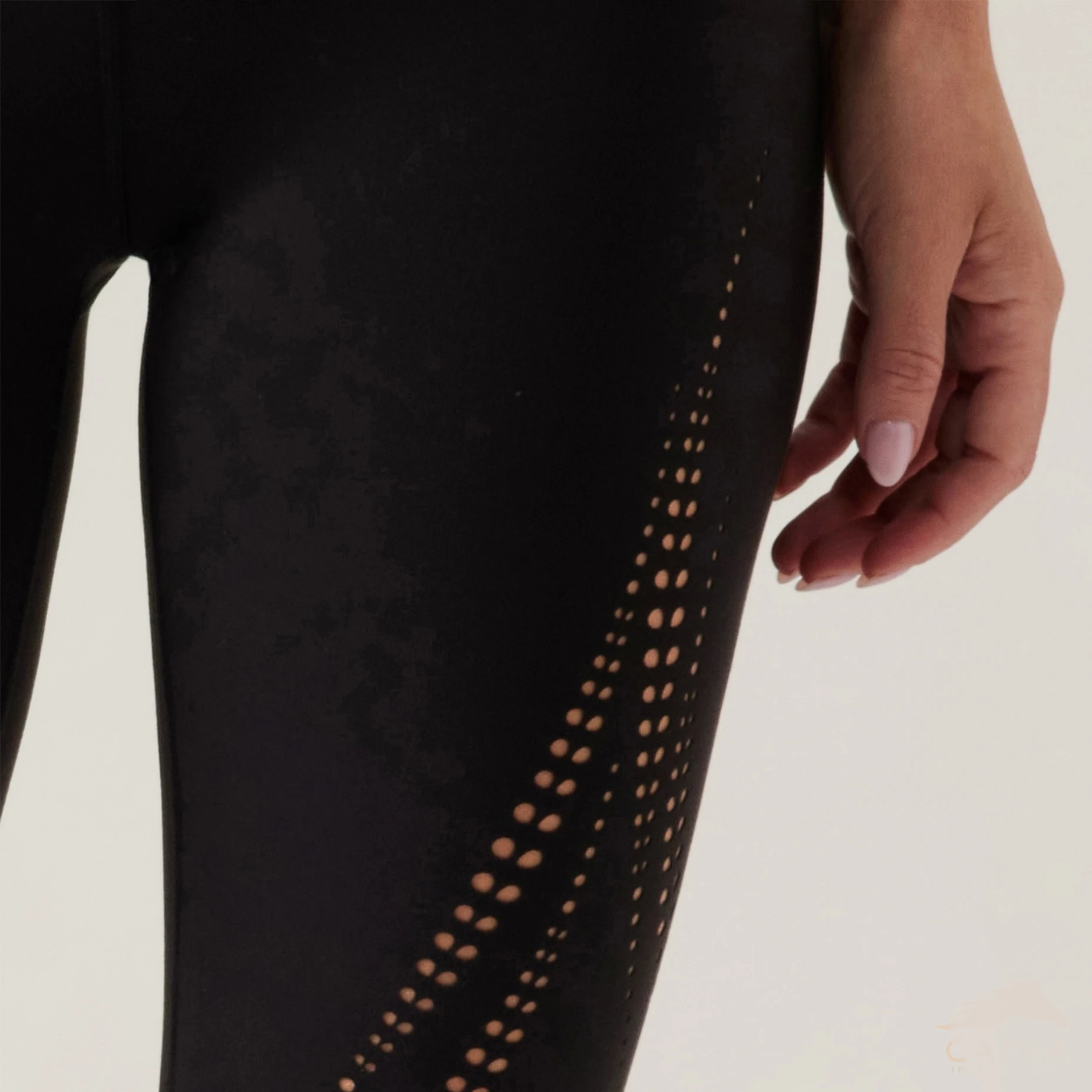 Fabric Spandex Nylon Women Leggings Yoga pants Exceptionally Stylish Leggings at Cheap Prices
