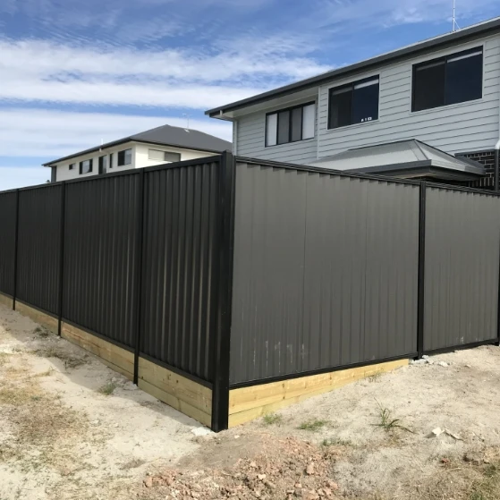 Новейшие коррозионно-стойкие стальные колорбонд ограждения и ворота раздвижные