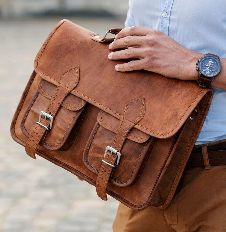Сумка-мессенджер из натуральной кожи для ноутбука ручной работы, портфель на плечо для повседневного использования для профессиональных мужчин и женщин, безопасный для ноутбука по хорошей цене