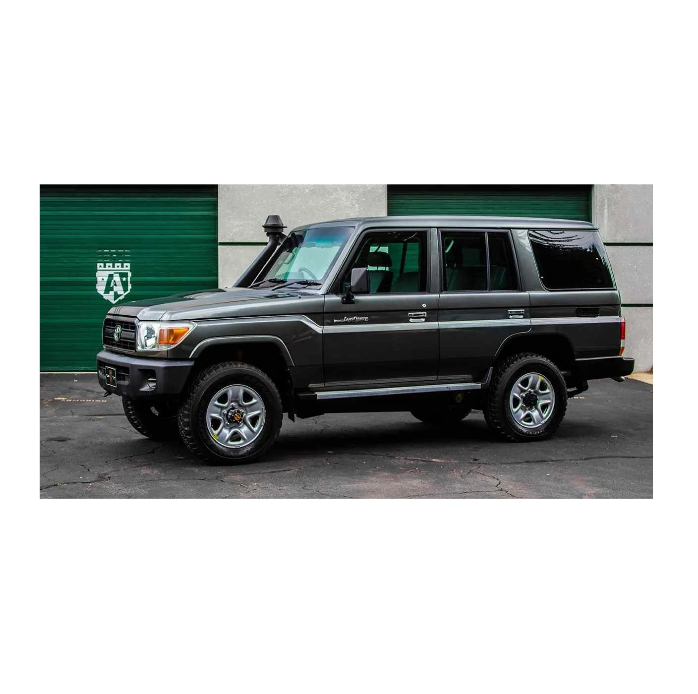 Довольно используемые гибридные автомобили Toyota Land cruiser RHD SUV для продажи из Японии