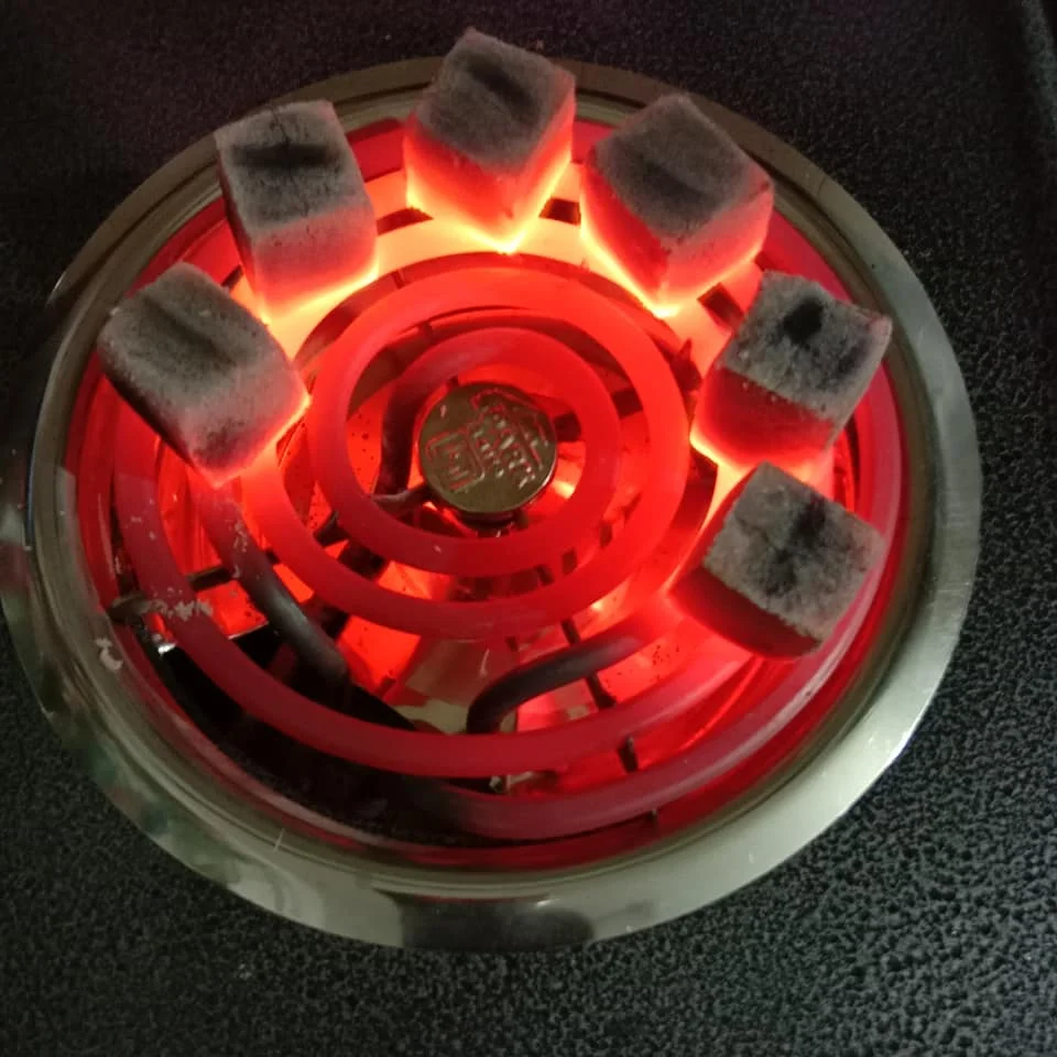 Premium quality coconut shell charcoal Briquettes for Barbeque and No smoke and Spark for indoor outdoor usage