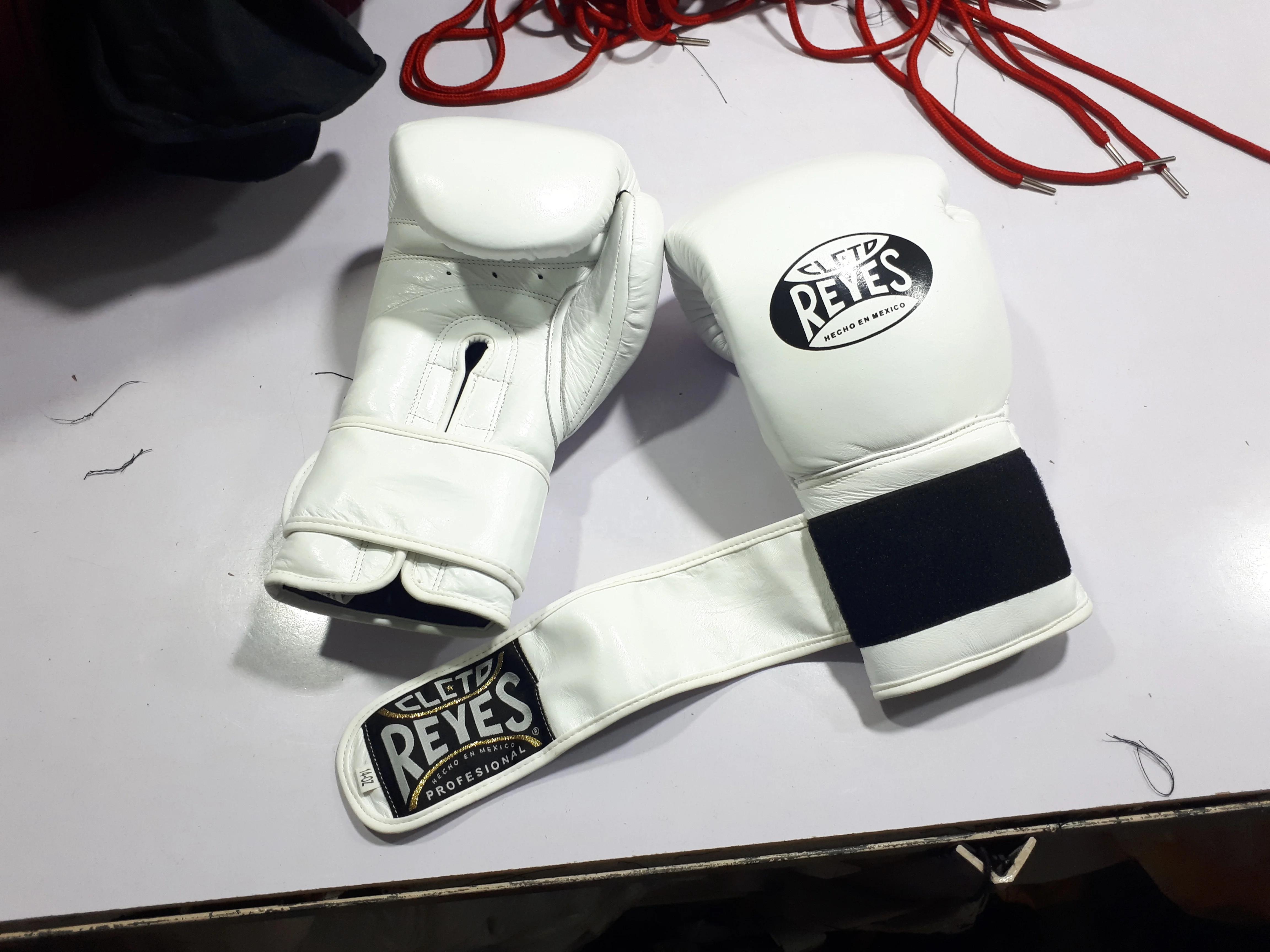 Professional winning Boxing gloves cleto Genuine Leather MMA Muay Thai Sparring kick boxing Martial Arts boxing gloves