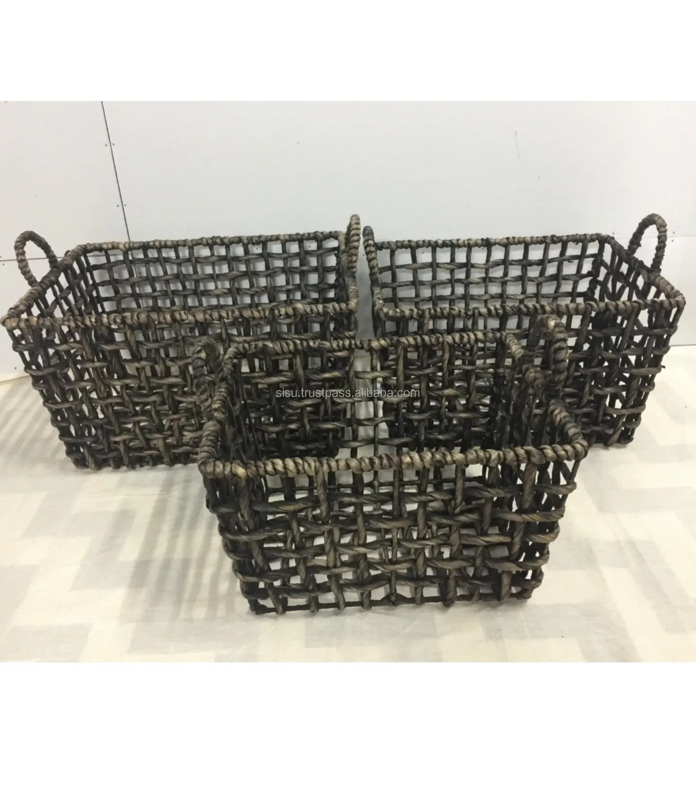 ECO-friendly Natural Seagrass Basket Loose Knitted Woven Basket Seagrass products high qualify Handwoven Storage Basket