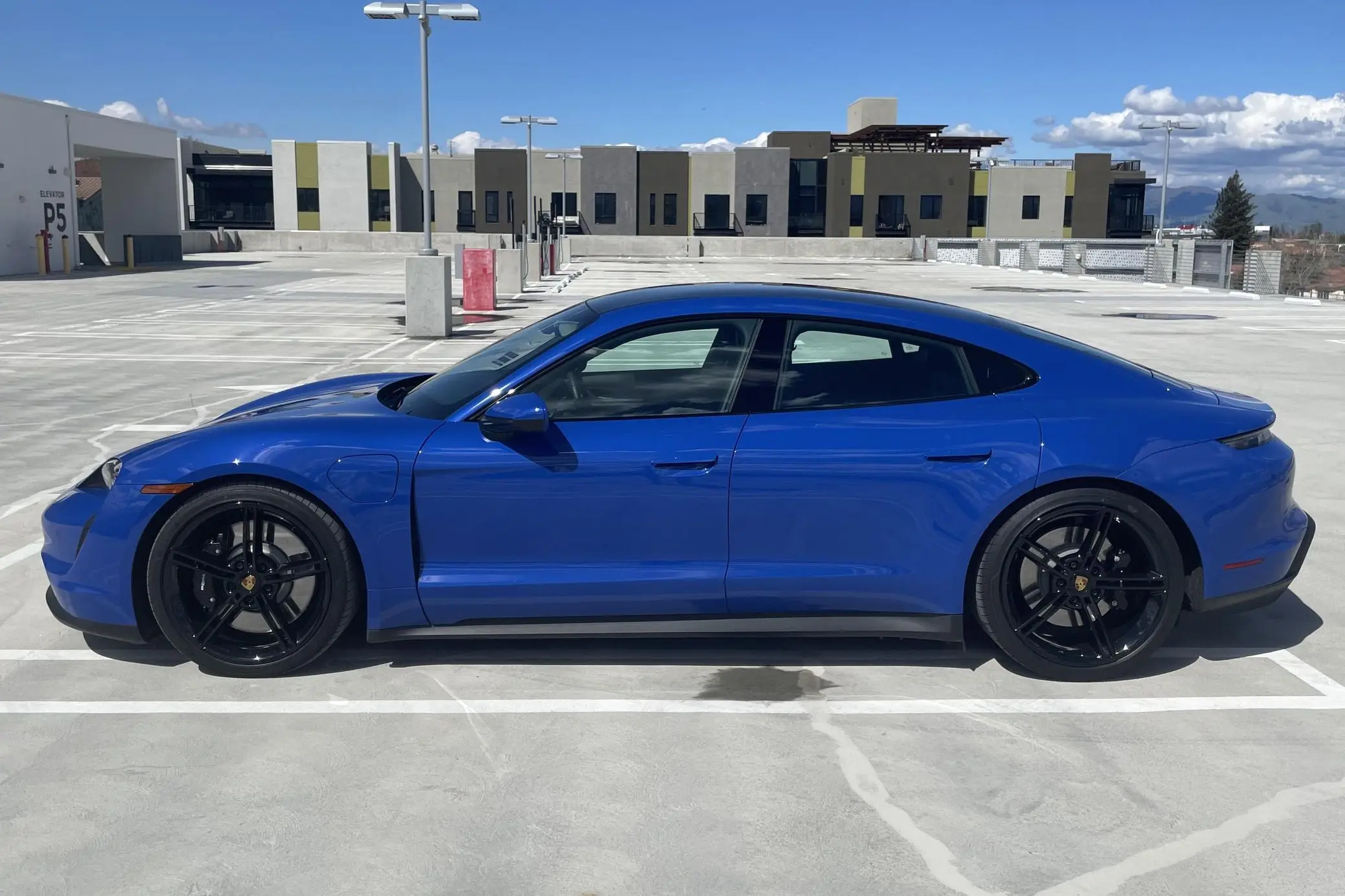 USED 2022 Pors-che Taycan 4S Paint-to-Sample Nogaro Blue AWD Performance Battery Plus Dual Electric Motors Engine