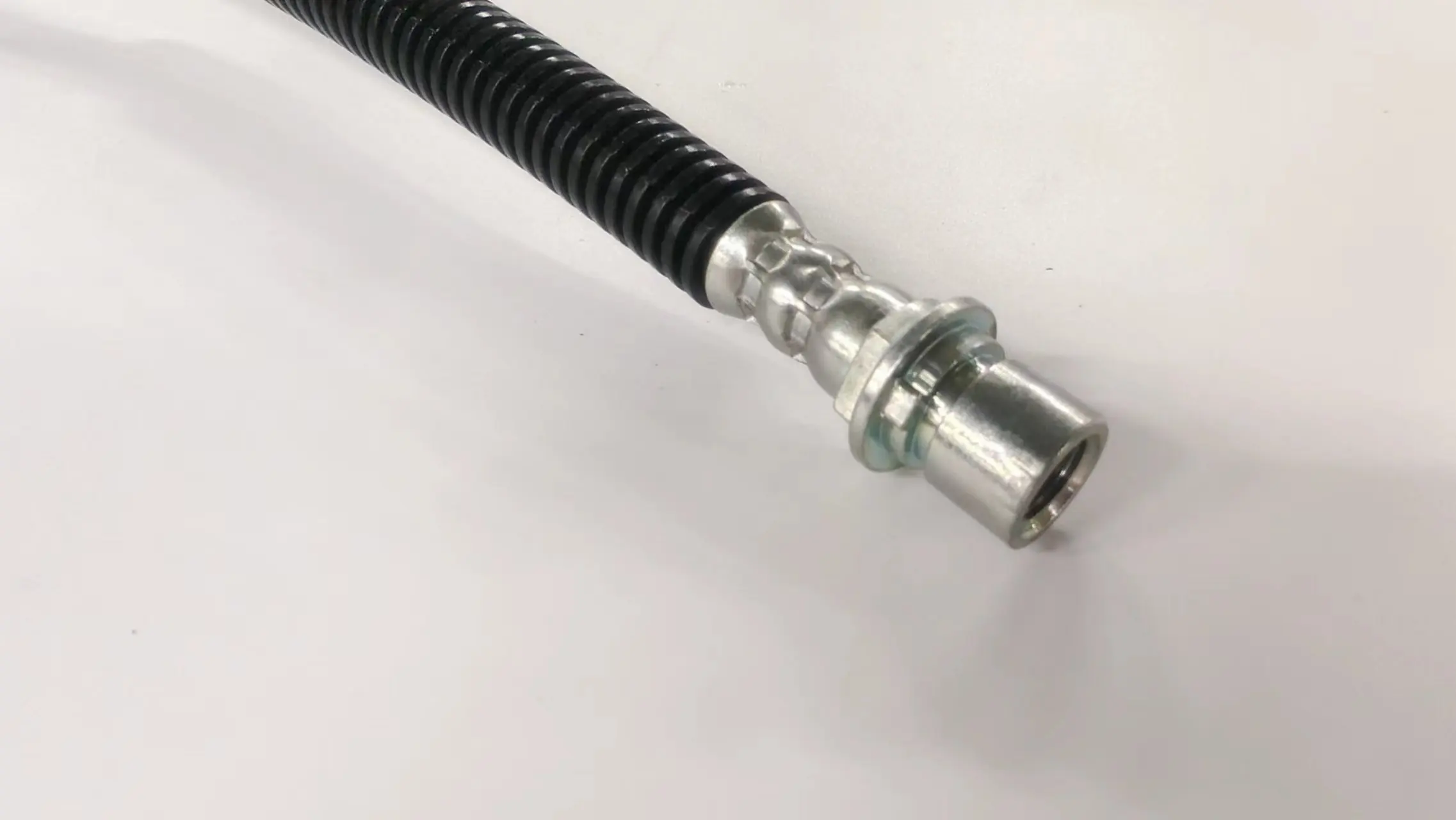 Made in house hydraulic brake hose exceed SAE J1401 standard