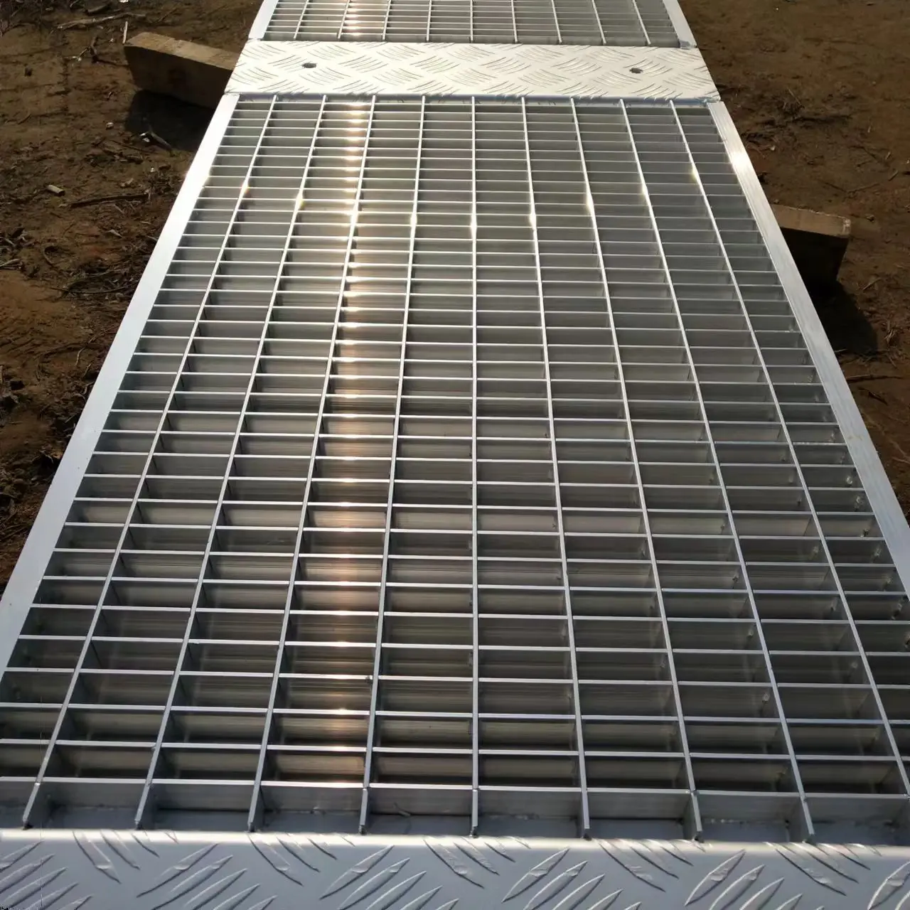 Строительная стальная конструкция композитная напольная решетка