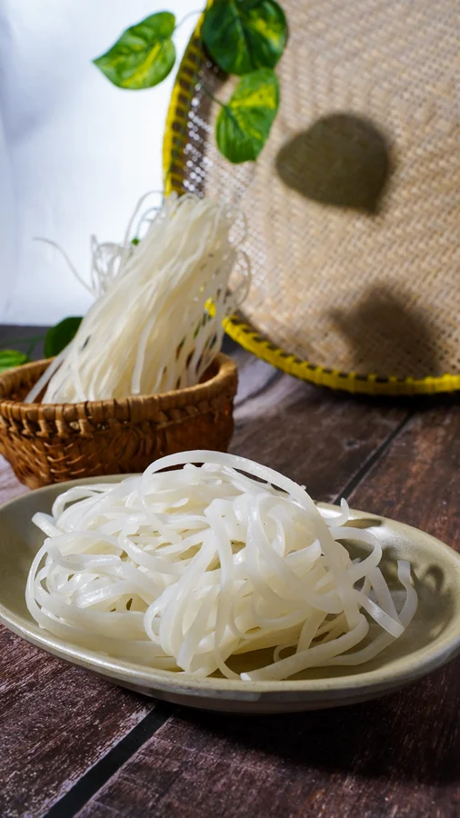 New Design Wholesale Food Grade Noodle Vietnamese Rice Vermicelli Good Taste Boil To Eat Natural Ingredients Custom Packaging