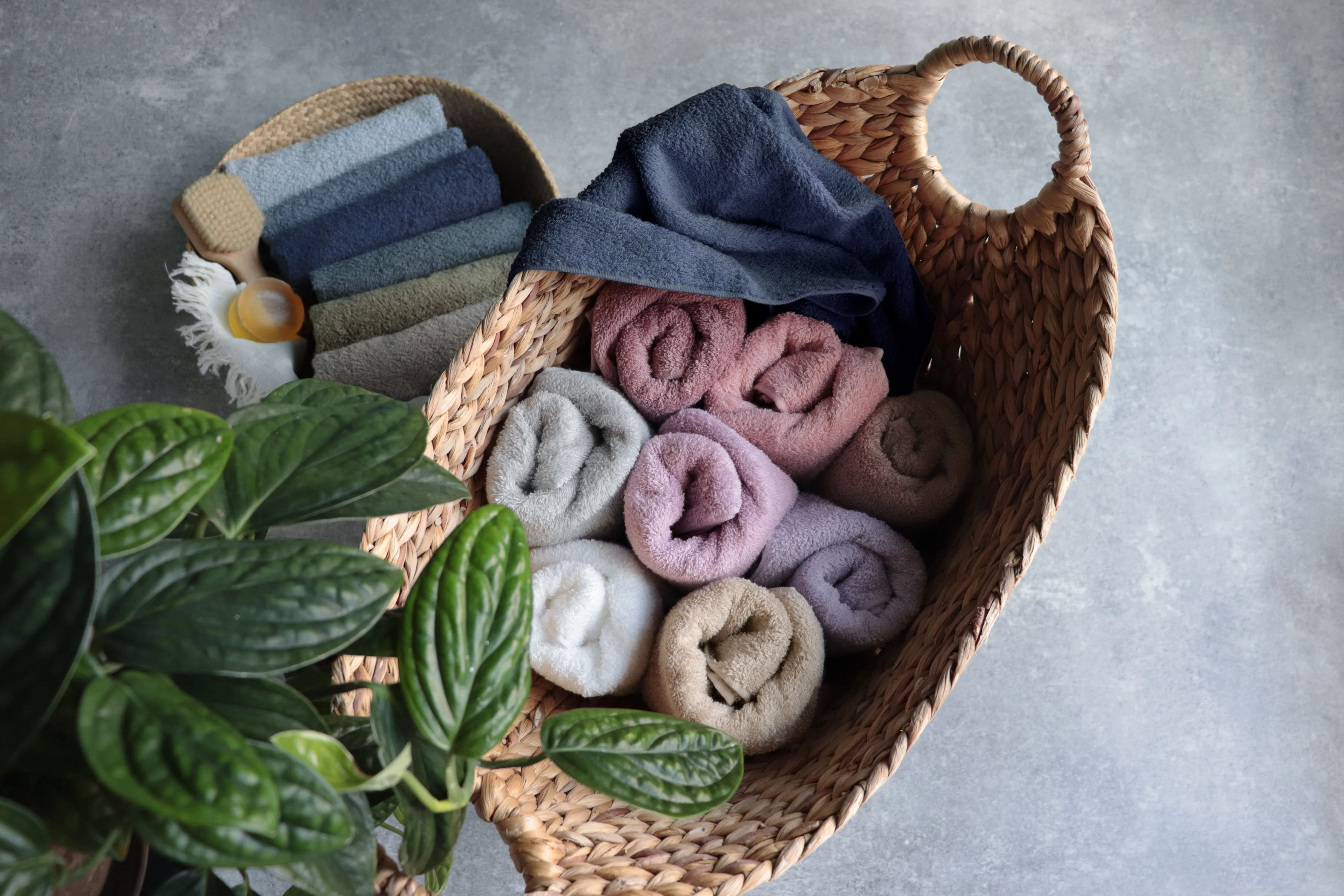 [OEM Customize] Cotton 100% Japan Factory Large Hand Towel Bath Towel 16in*39in 450GSM Customize Color 40cm*100cm Low MOQ Soft