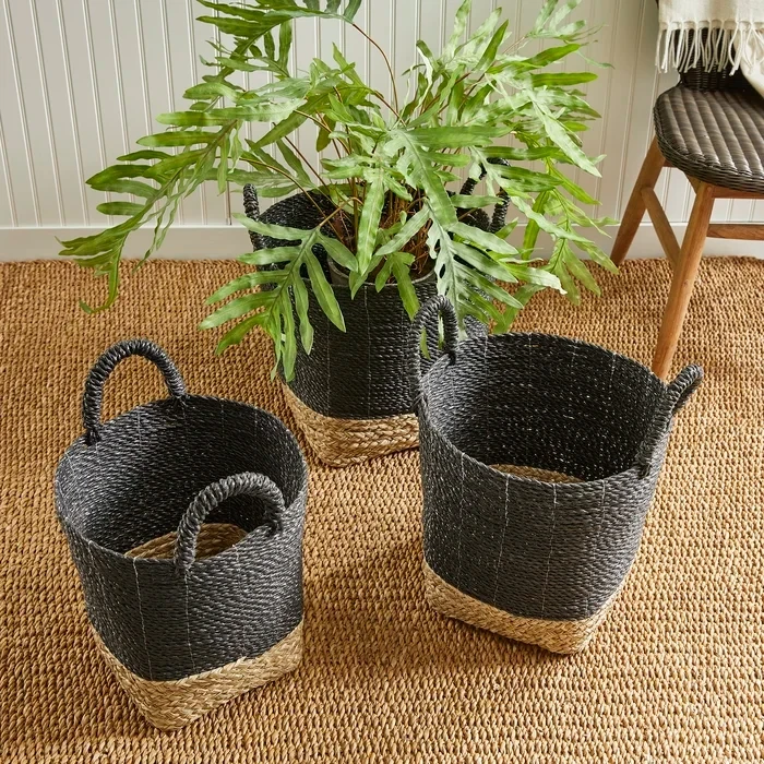 New Arrival Customized Seagrass Water Hyacinth Woven Baskets with Handles Decorative Pot Planters and Clothing Laundry Hamper