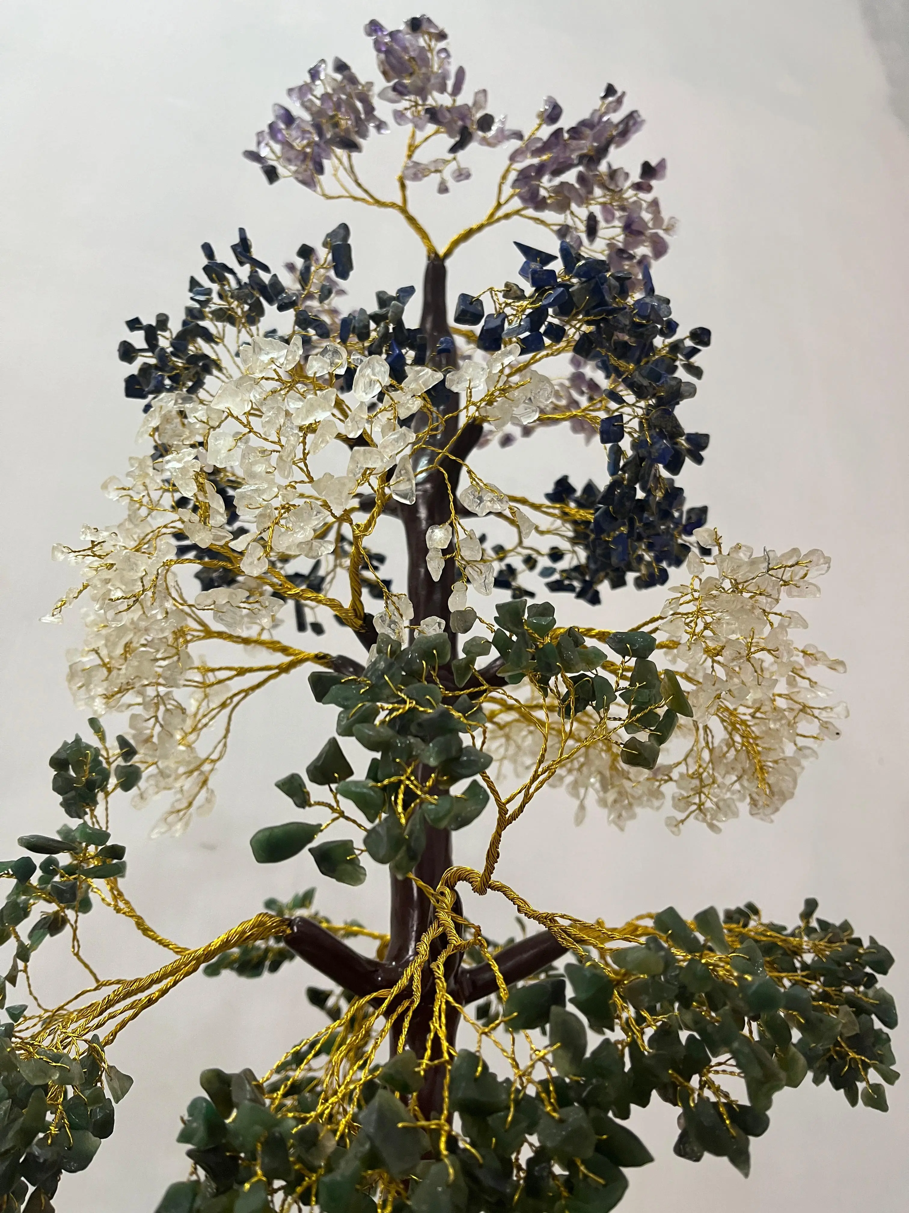 Wholesale Natural Crystal Seven Chakra Tree Large Fairy 5000 Beads Gemstone Trees For Home And Office Decoration