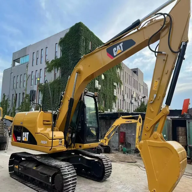 7 tons used excavator Hitachi 70 small Backhoe crawler economy excavator.Second-hand excavator.