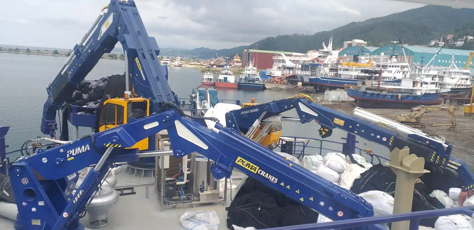 PUMA Brand Top Seller Marin Cranes Offshore Marine Deck Cranes Ship Cranes For Work Boat Fishing Farm From Turkey