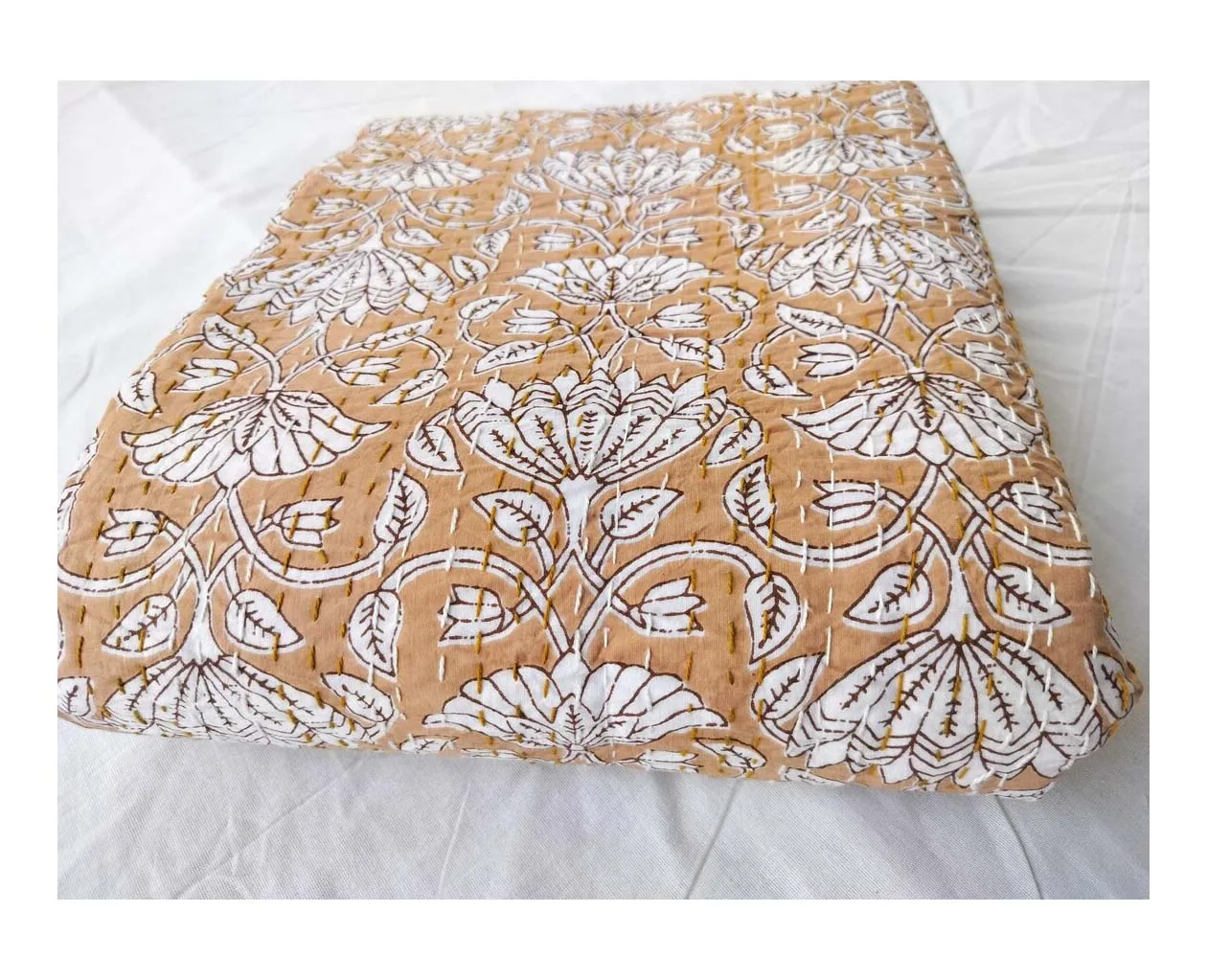 Стеганское одеяло Kantha