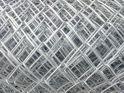Hot selling Hot Dip galvanized black iron mesh pvc coated 6ft Used Chain Link wire Fence