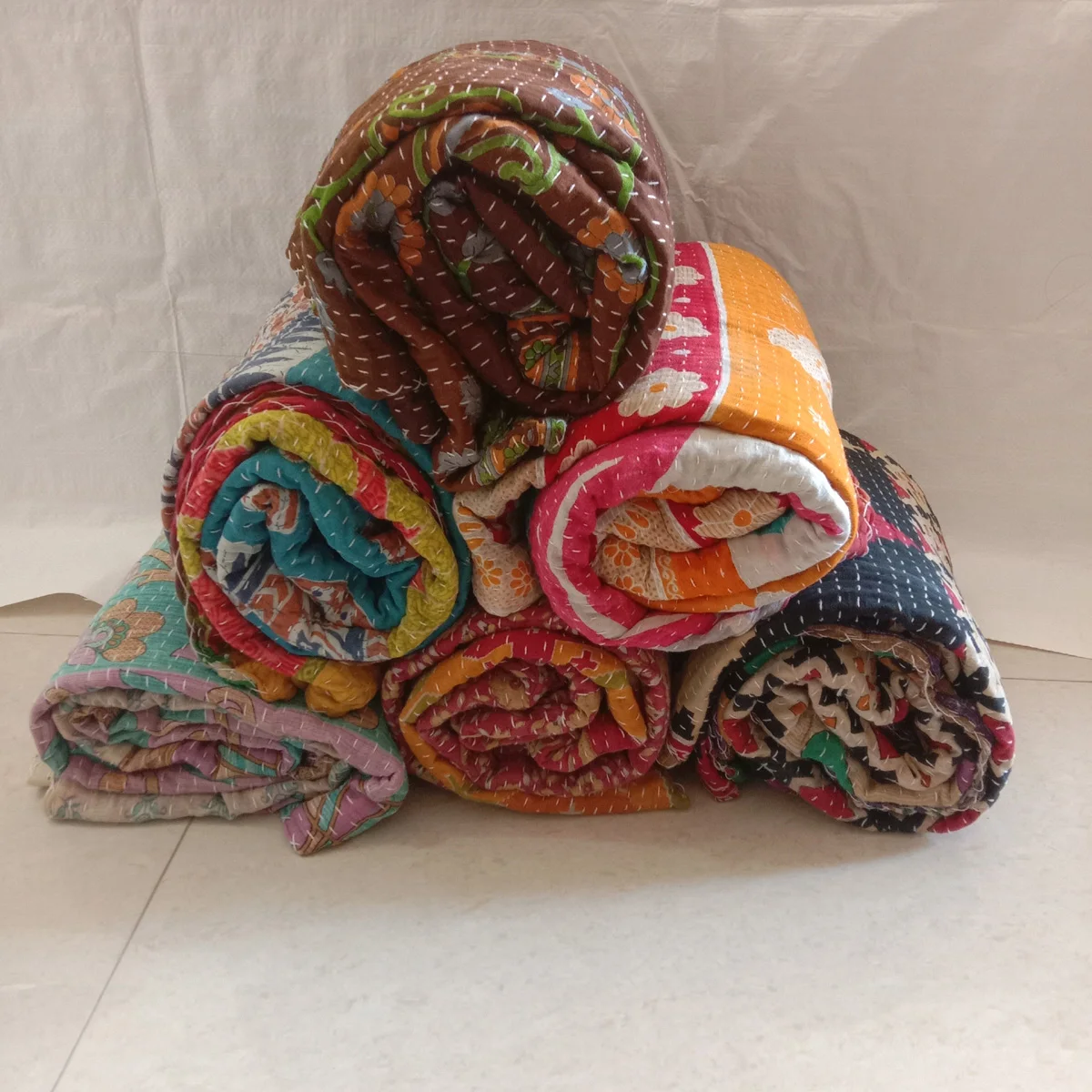 Handmade Kantha Quilts Throws Premium Cotton Bed Cover with Unique Indian Textile Design