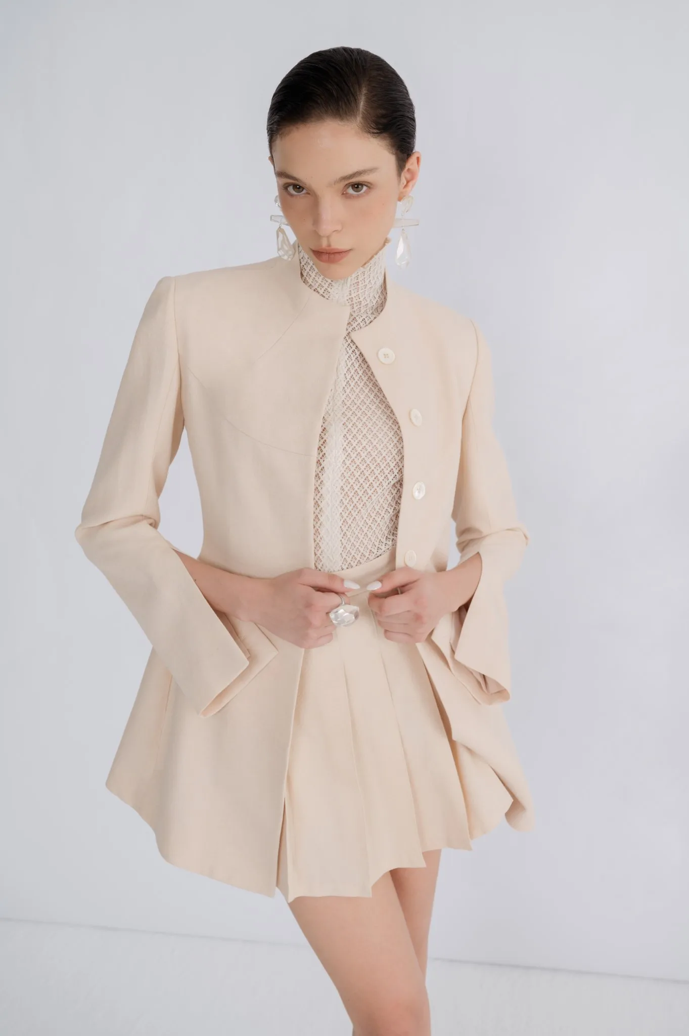 Minimalist Style Women Blazer 5 Front Buttons Alai Tailored Blazer Eco-Friendly Fabric Ladies Clothes Vietnam Local Brand