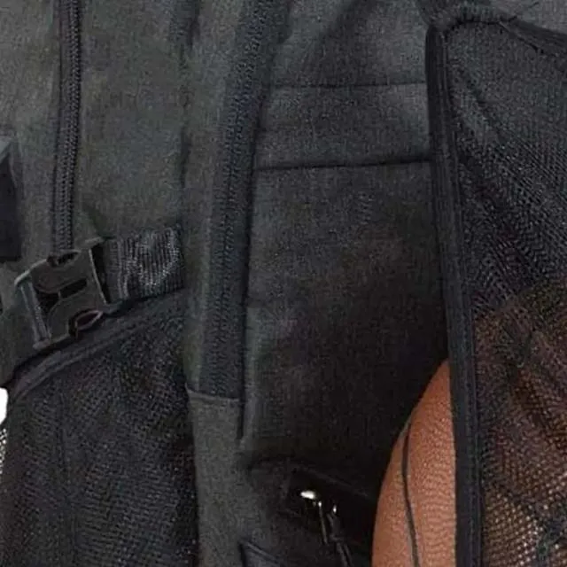 Outdoor Sports Large Basketball Bag OEM 2023 Sport Backpack Causal Students Travel Bag With Your Customize Logo Zipper Pockets