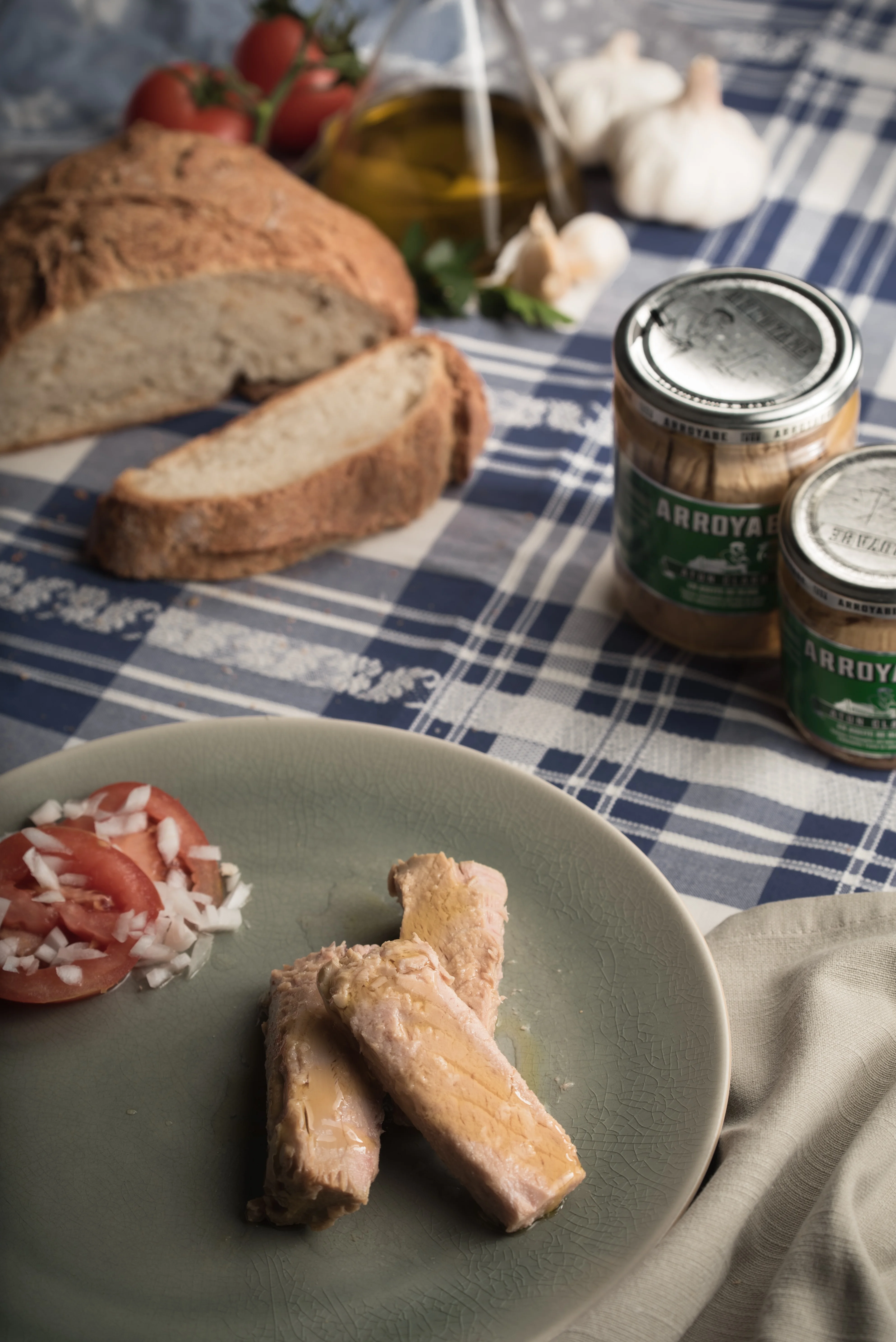 Yellowfin Tuna in sunflower oil can 1800 gr