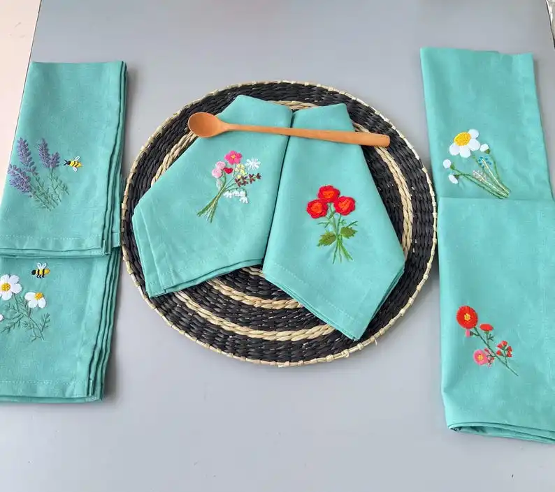 Flower Embroidered Linen Napkins Set Reusable Hand Embroidered Wildflower Dinner Napkins for Family Table Decor Cloth Napkin
