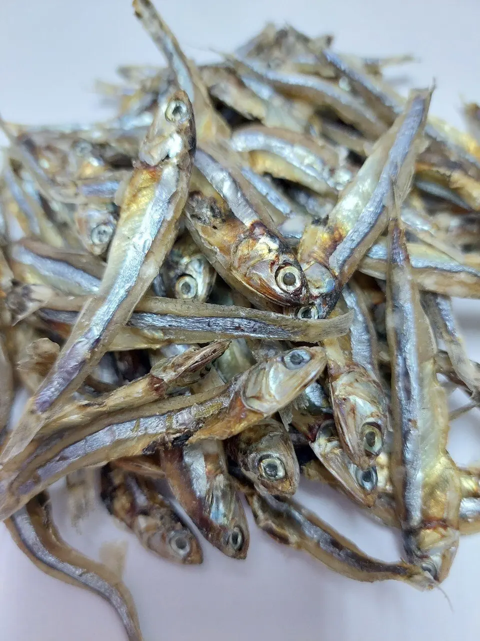 Exporting dried anchovies, raw materials processed from wild-caught sea anchovies