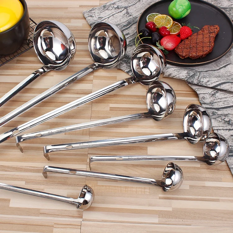 Factory High Quality Long Handle Soup Ladle Kitchen Accessories Tool Serving Spoon