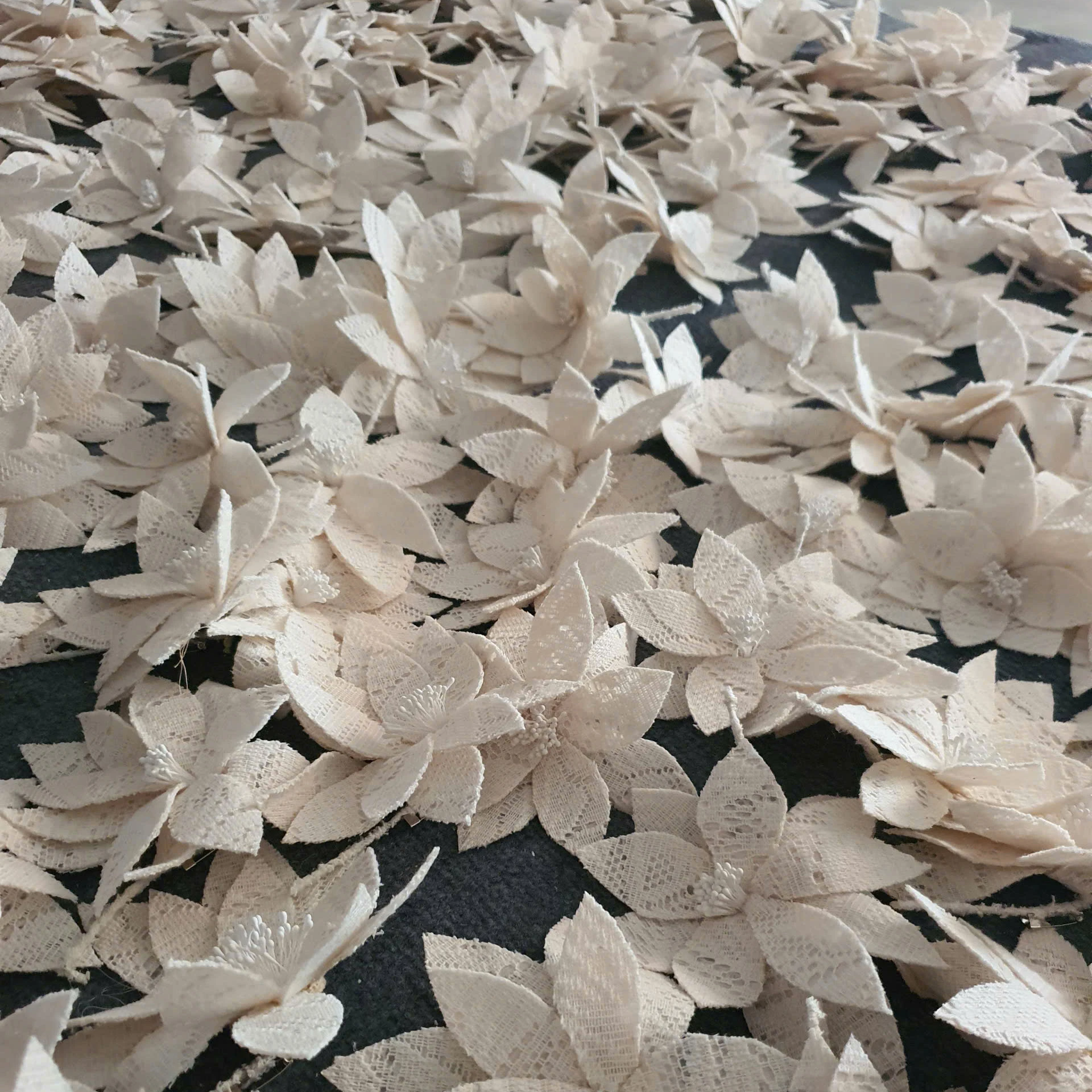 3D цветочное кружево вышивка Цветочная ткань свадебное Тюлевое кружево мягкое свадебное платье сетчатая кружевная ткань