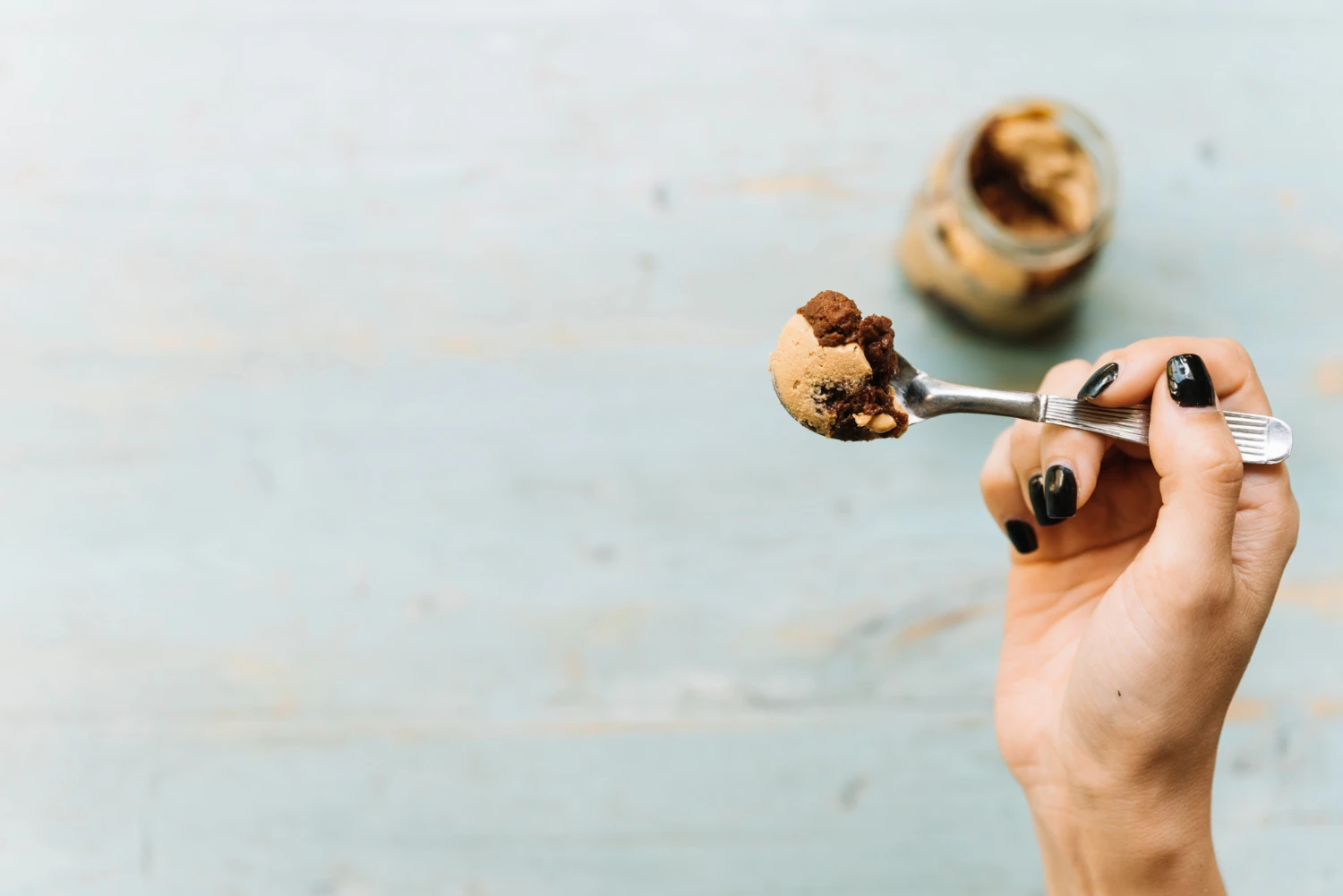 Best Product - M.I.- L.K.A Mini Cookies - Chocolate Biscuits perfect Snakcs Full Range Biscuits Chocolat 110g