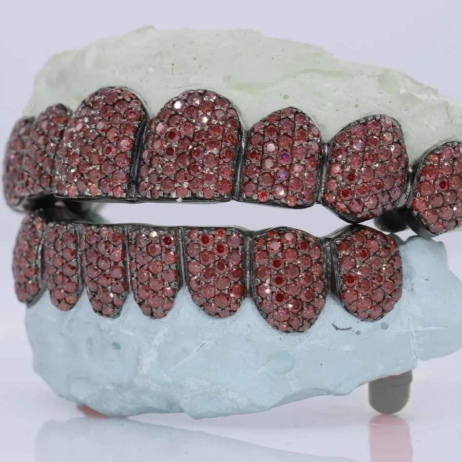 Sparkly and Shiny Dental Jewelry Full Iced Out Grillz Top Bottom Moissanite Diamond Customize Color Teeth for Men Women Gift