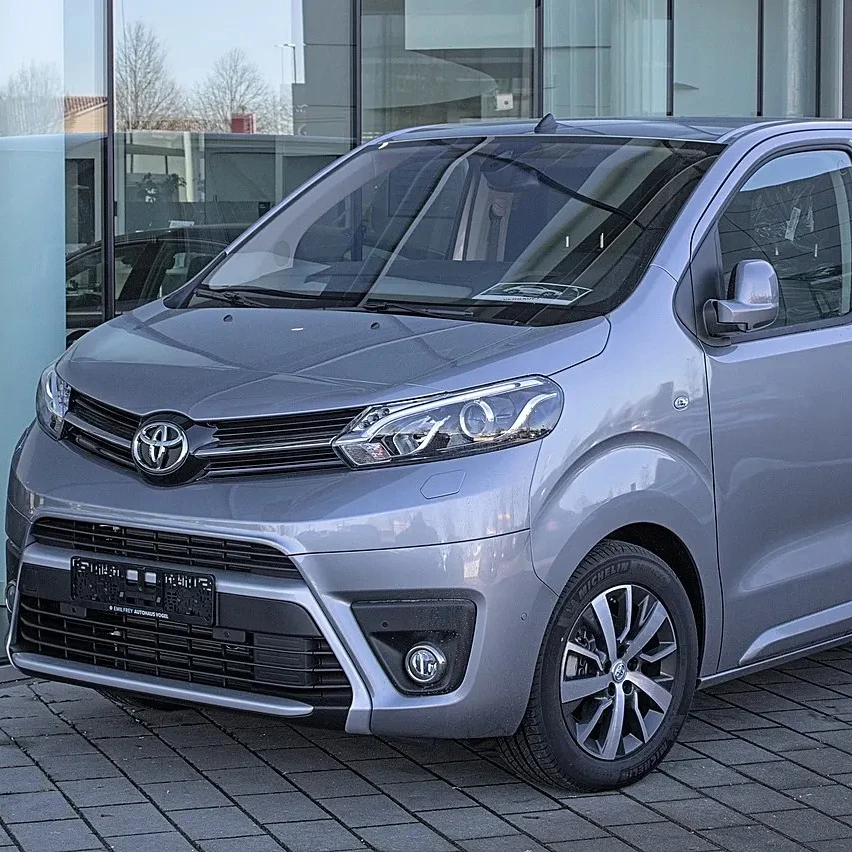 Wholesale Good Quality Used 2018 Toyota Proace vans hand drive  / Proace Verso Minibus Van