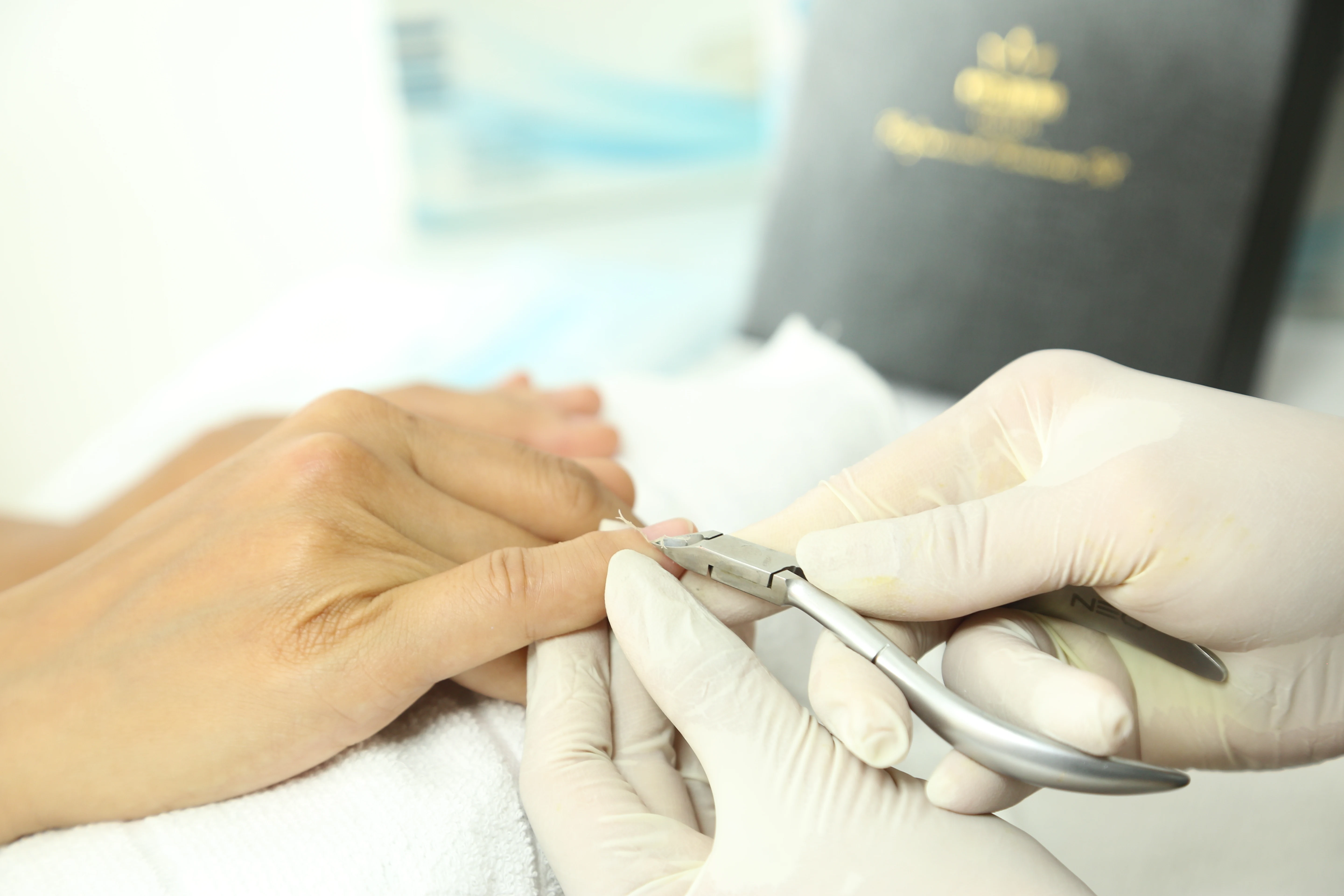 Special Beauty And Personal Care Product From Vietnam High Quality Carbon Steel Nail Nippers With Sharp Spring New Design 2022