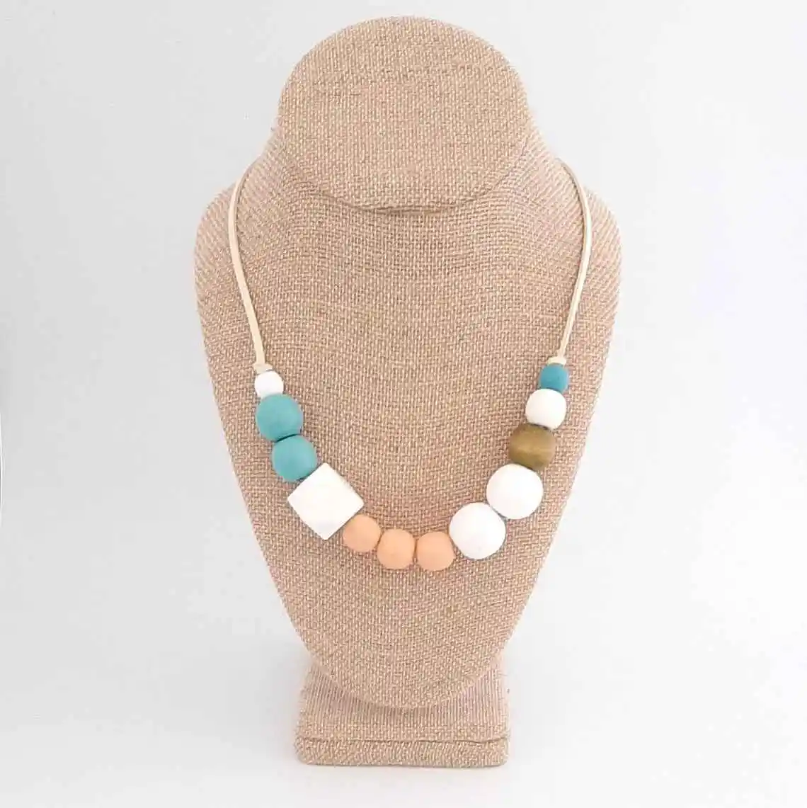Most Popular Beads wood round shaped beads Wooden Necklace Chunky Fashion Necklace Wooden Necklace
