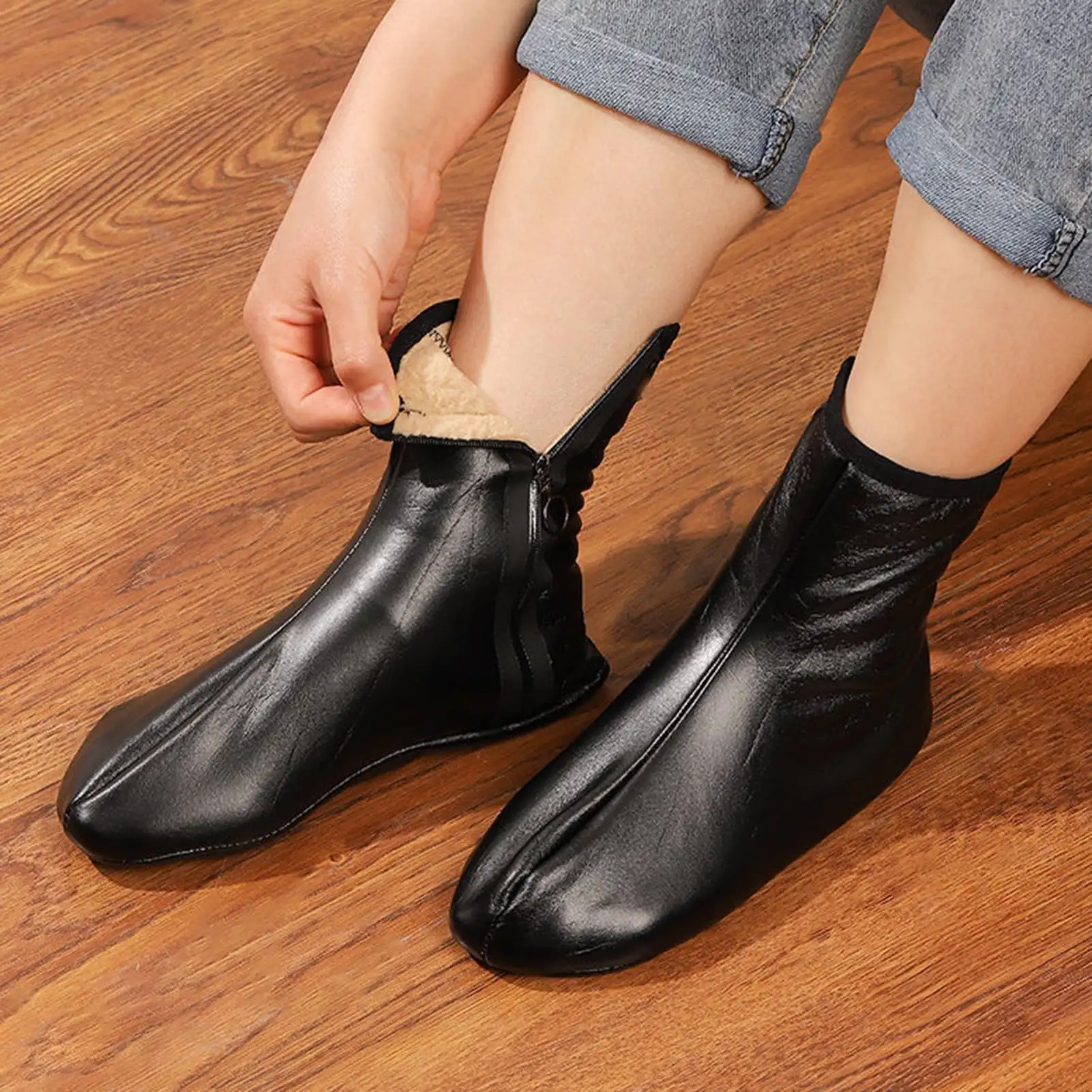 TOP SELLING MADE by 100 PERCENT HALAL LEATHER KHUFFS SOCKS COMFORTABLE in FOOTS ZIPPER WOMENS WARMER LEATHER SOCKS